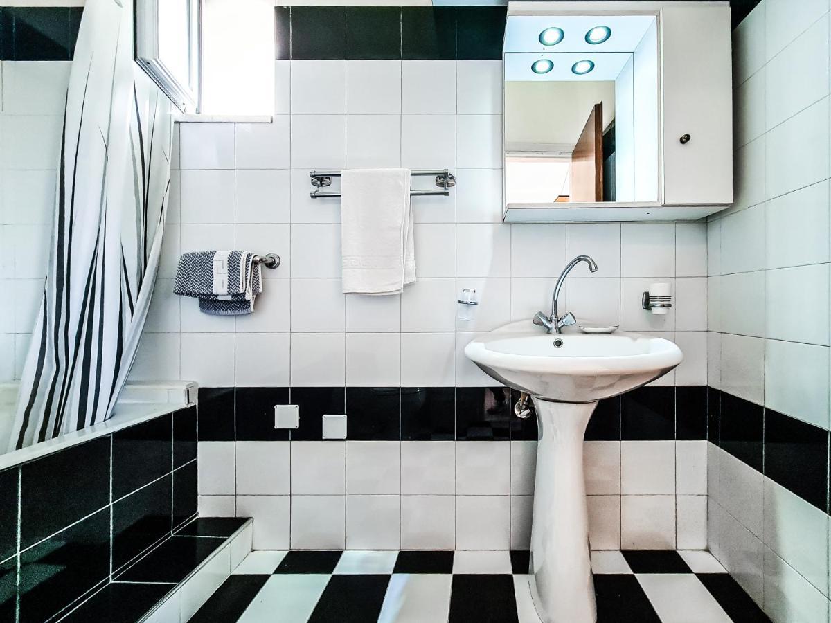 Colonial Studio/Apartment Faliraki Luaran gambar